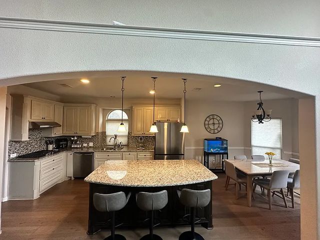 213 Cavanal Hill Hill, Little Elm, TX 75068