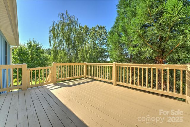 123 Thurland Avenue, Asheville, NC 28803