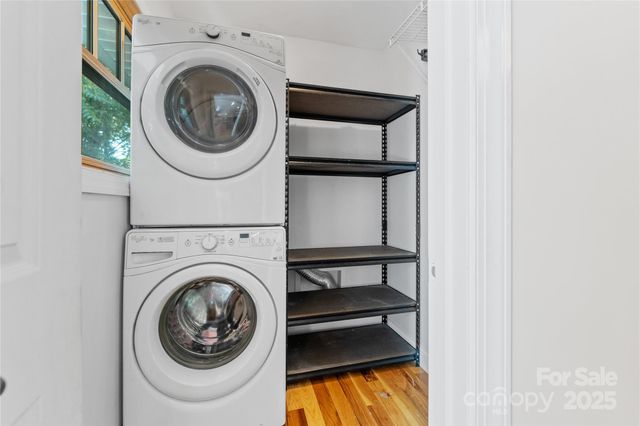 123 Thurland Avenue, Asheville, NC 28803