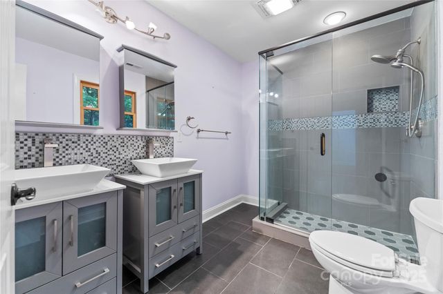 123 Thurland Avenue, Asheville, NC 28803