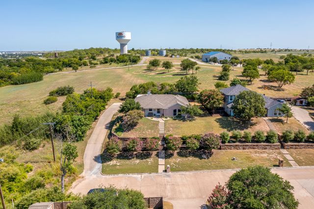401 Hillside Drive, Aledo, TX 76008