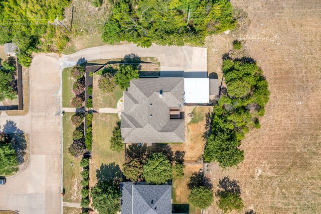 401 Hillside Drive, Aledo, TX 76008