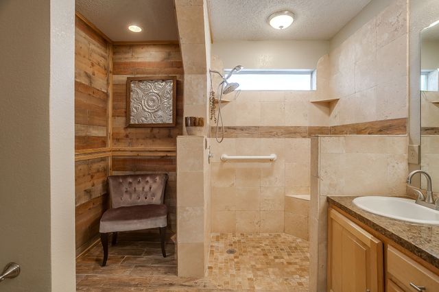 401 Hillside Drive, Aledo, TX 76008