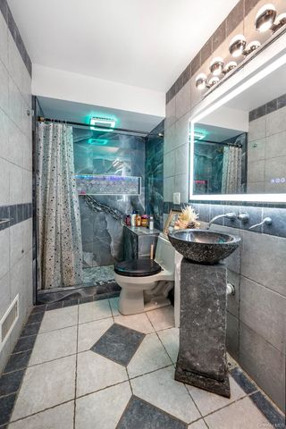 96 5th Avenue, Holtsville, NY 11742