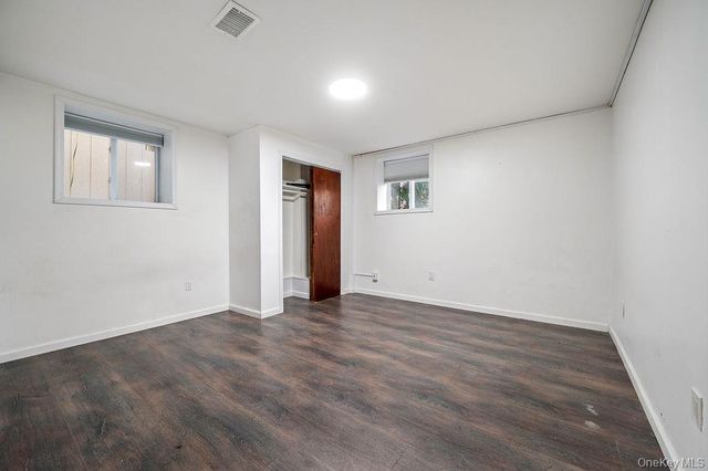 96 5th Avenue, Holtsville, NY 11742