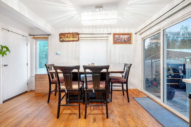 96 5th Avenue, Holtsville, NY 11742