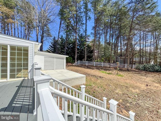 3631 BREAKNOCK RD, Bumpass, VA 23024