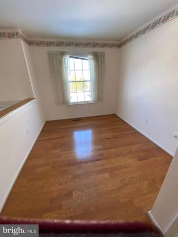 12511 GLENBROOKE WOODS DR, Herndon, VA 20171