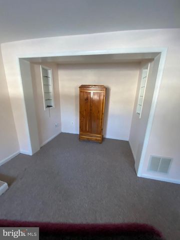 12511 GLENBROOKE WOODS DR, Herndon, VA 20171