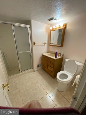 12511 GLENBROOKE WOODS DR, Herndon, VA 20171