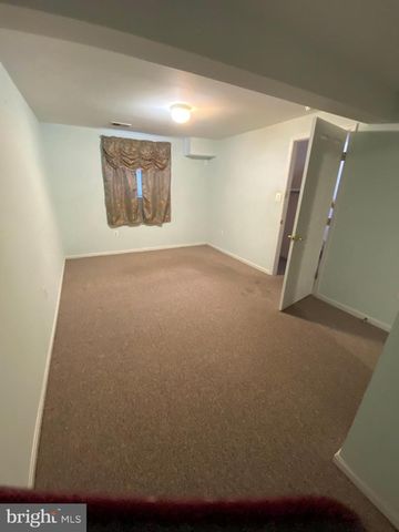 12511 GLENBROOKE WOODS DR, Herndon, VA 20171