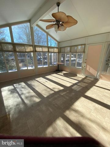 12511 GLENBROOKE WOODS DR, Herndon, VA 20171