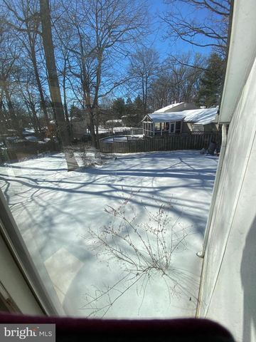 12511 GLENBROOKE WOODS DR, Herndon, VA 20171