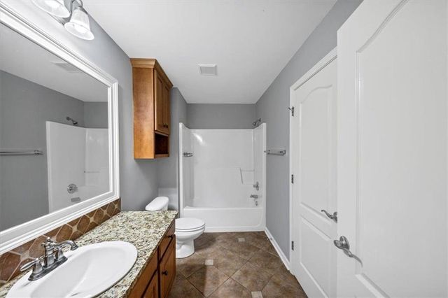 268 LANGSHIRE Drive, Mcdonough, GA 30253