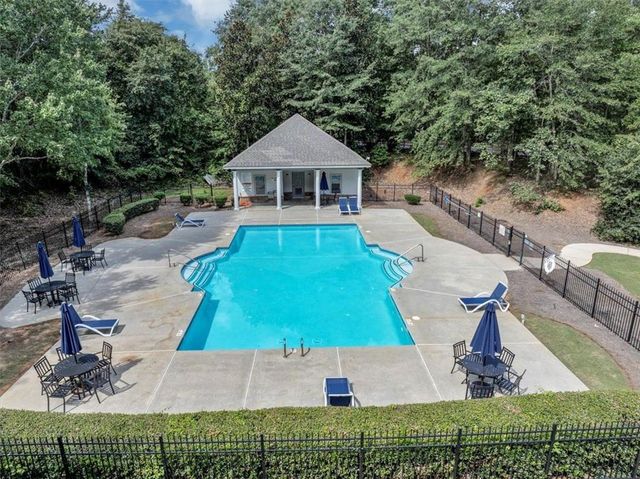 268 LANGSHIRE Drive, Mcdonough, GA 30253