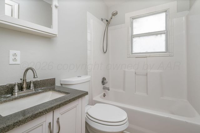 911 W 3rd Street, Canyon, TX 79015