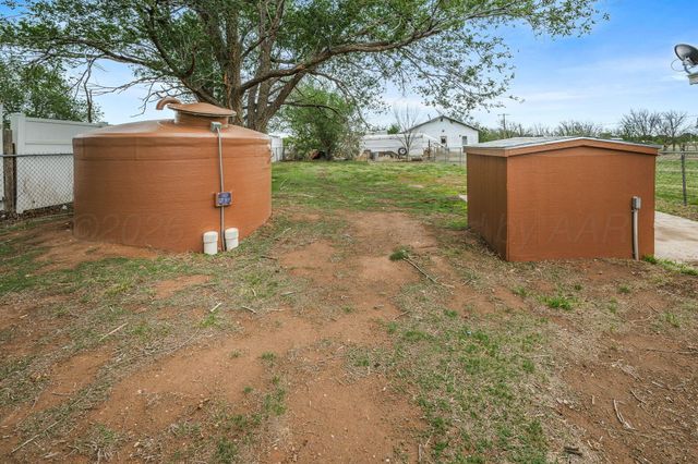 911 W 3rd Street, Canyon, TX 79015