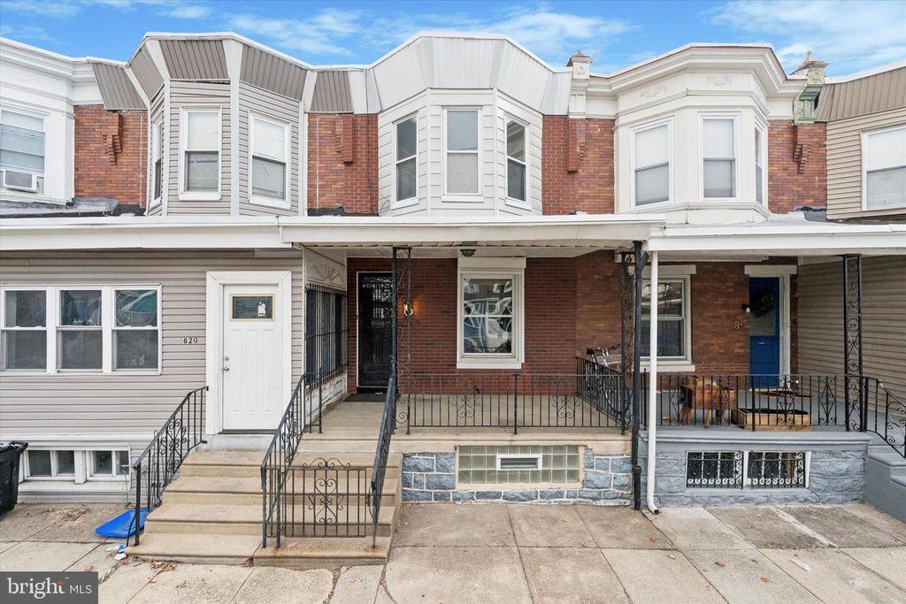 818 S VOGDES ST, Philadelphia, PA 19143
