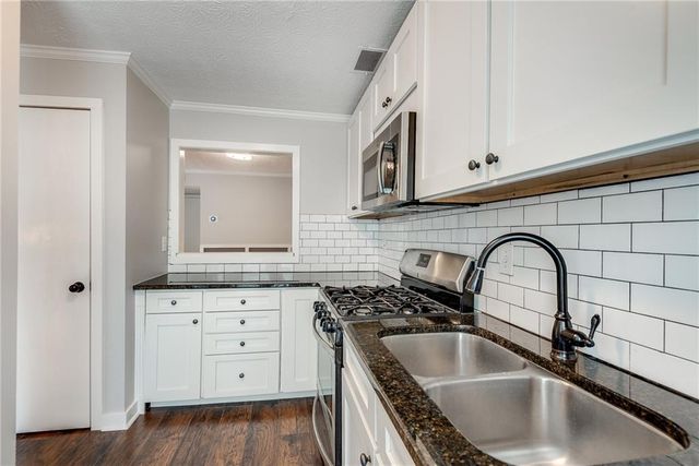 1004 Wynnes Ridge Circle SE, Marietta, GA 30067