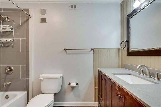 1004 Wynnes Ridge Circle SE, Marietta, GA 30067