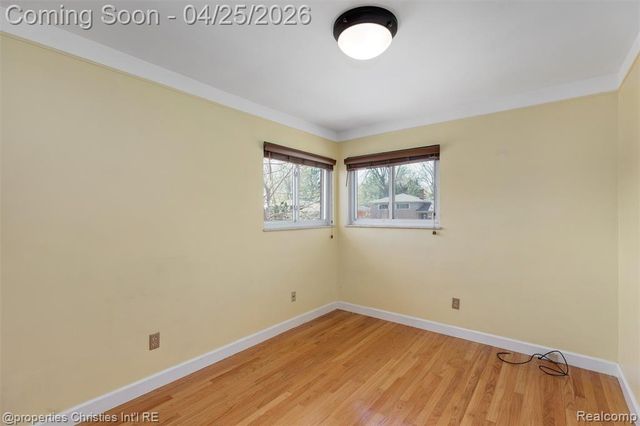 16830 Pollyanna Street, Livonia, MI 48154