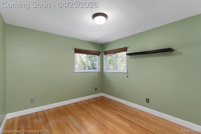 16830 Pollyanna Street, Livonia, MI 48154