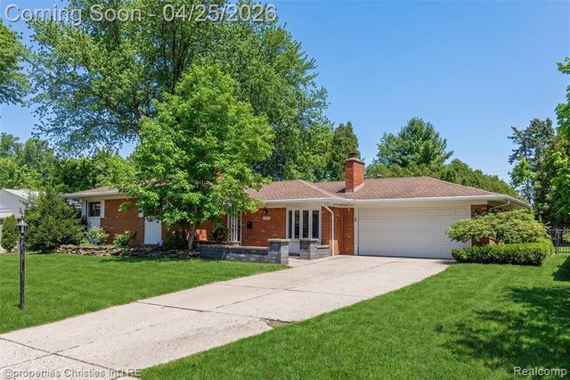 16830 Pollyanna Street, Livonia, MI 48154