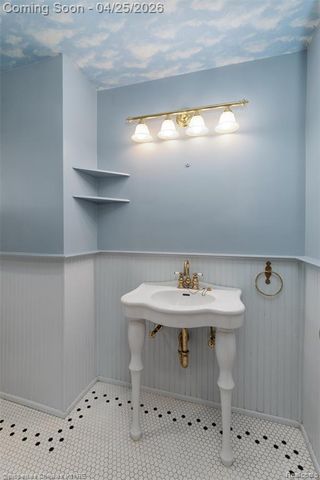 16830 Pollyanna Street, Livonia, MI 48154