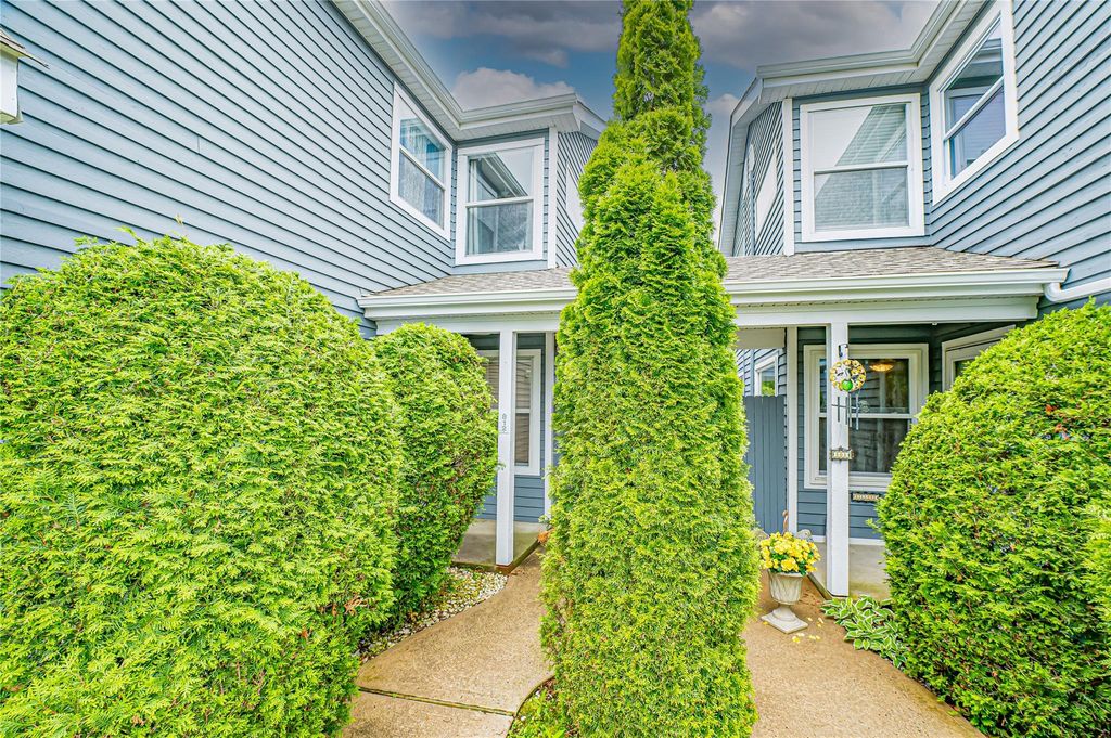 812 Birchwood Park Drive, Middle Island, NY 11953