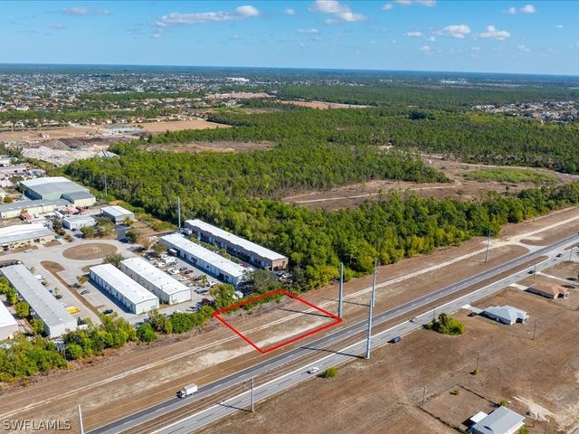 927 Kismet PKWY E, Cape Coral, FL 33909