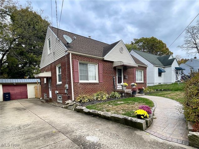 139 Woolf Avenue, Akron, OH 44312