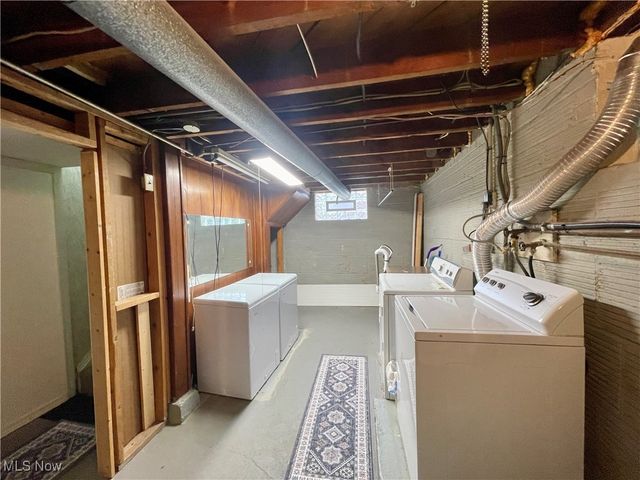 139 Woolf Avenue, Akron, OH 44312