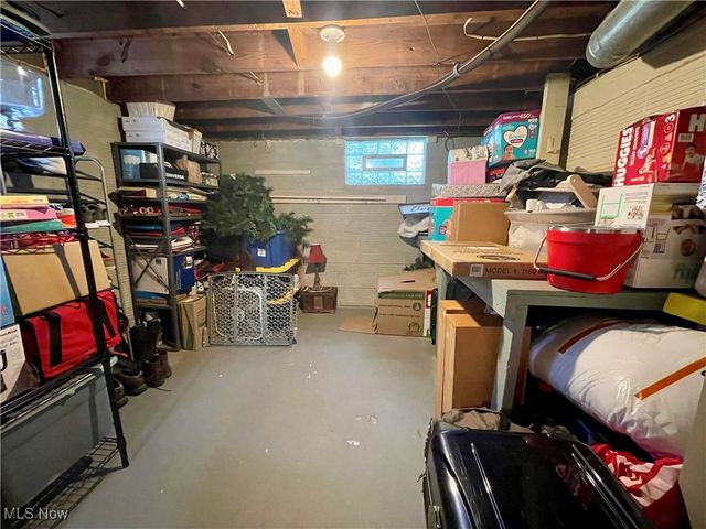 139 Woolf Avenue, Akron, OH 44312