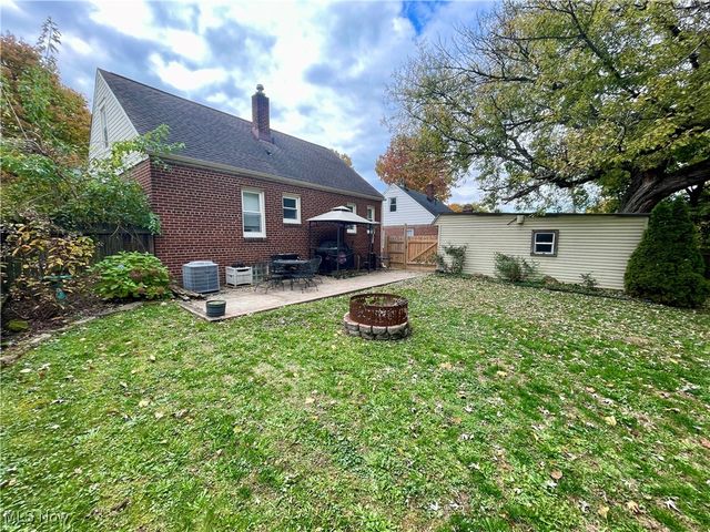 139 Woolf Avenue, Akron, OH 44312