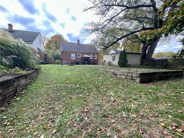 139 Woolf Avenue, Akron, OH 44312