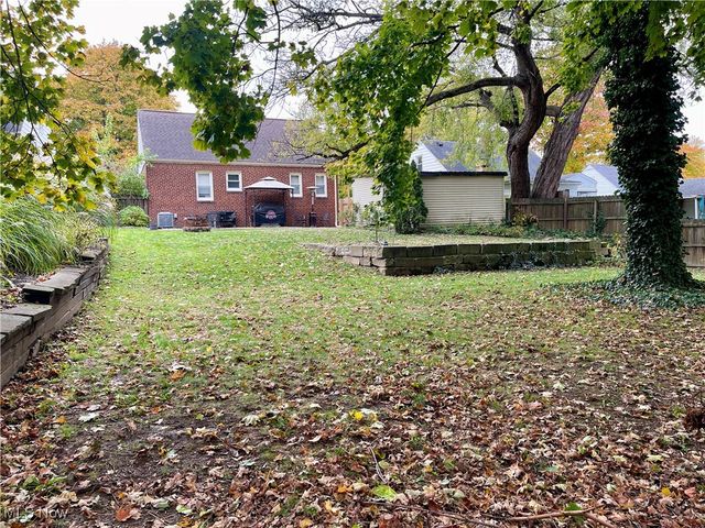 139 Woolf Avenue, Akron, OH 44312