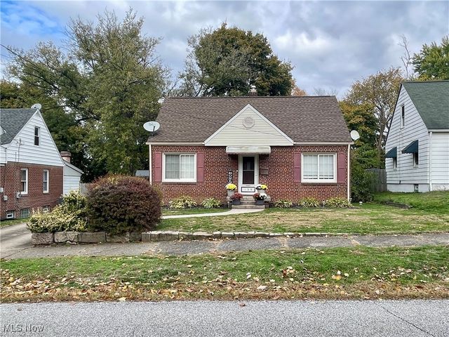 139 Woolf Avenue, Akron, OH 44312