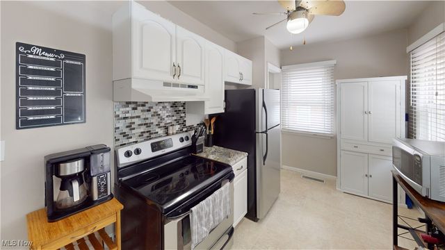 139 Woolf Avenue, Akron, OH 44312