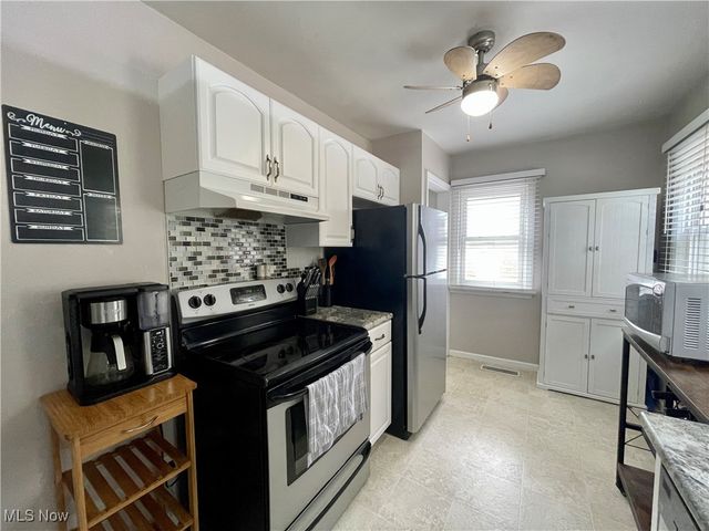 139 Woolf Avenue, Akron, OH 44312