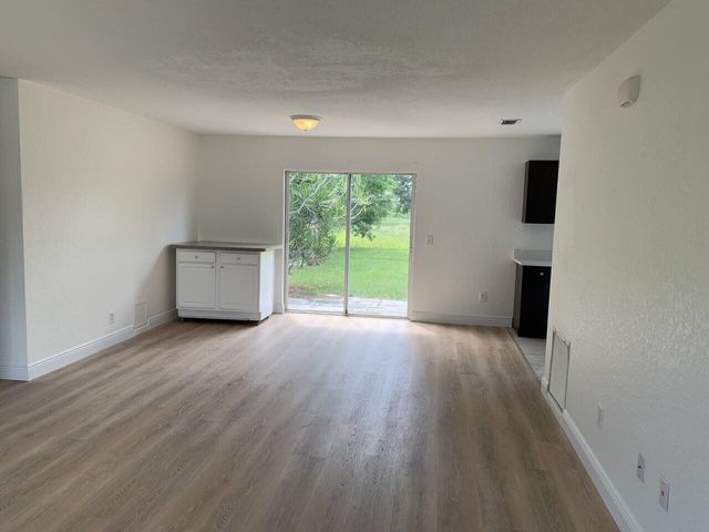 1838 SE North Buttonwood Drive, Port St. Lucie, Port St Lucie, FL 34952