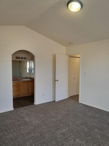 1820 San Pedro Road NE, Rio Rancho, NM 87144