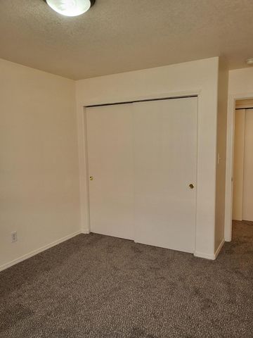 1820 San Pedro Road NE, Rio Rancho, NM 87144