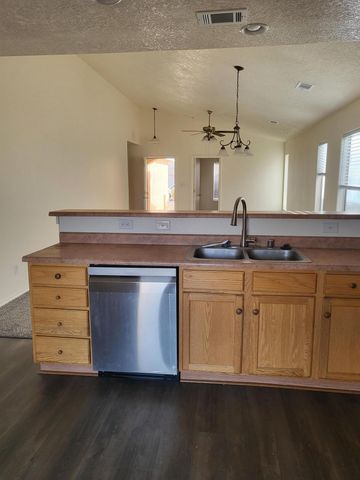 1820 San Pedro Road NE, Rio Rancho, NM 87144
