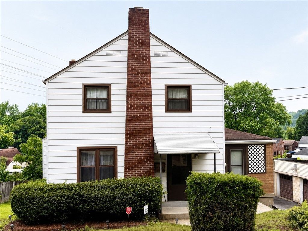 330 Meadow Ave, Penn Hills, PA 15235
