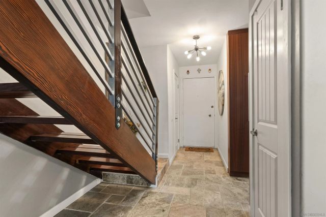 5700 Baltimore Dr 202, La Mesa, CA 91942