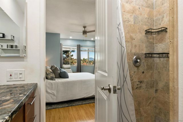 5700 Baltimore Dr 202, La Mesa, CA 91942