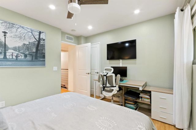 5700 Baltimore Dr 202, La Mesa, CA 91942