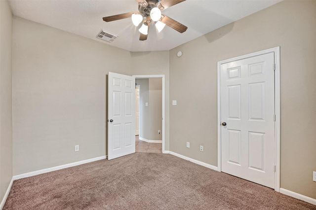 2296 Catalonia Cove, League City, TX 77573