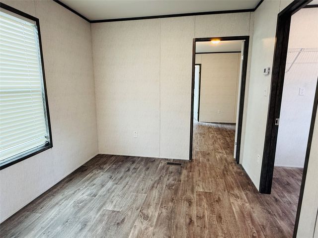 3005 Elmwood Drive, Granbury, TX 76048