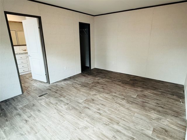 3005 Elmwood Drive, Granbury, TX 76048